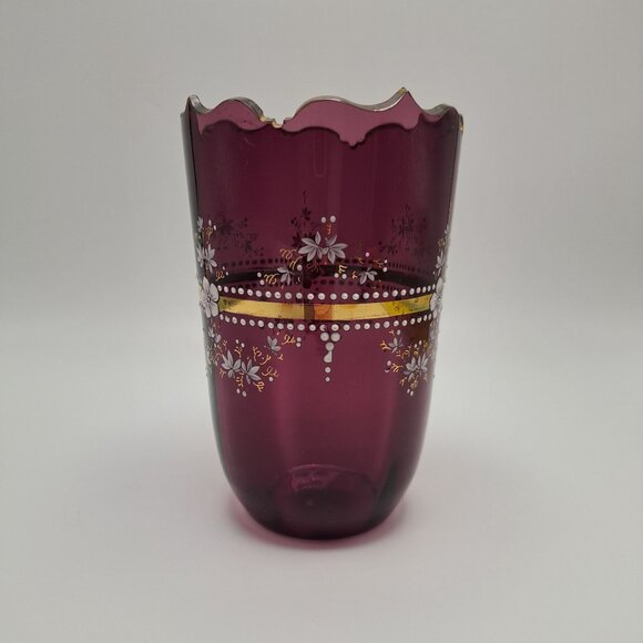 Hand-Painted Amethyst Enamel Floral Vase With Scalloped Rim - Picture 4 of 16
